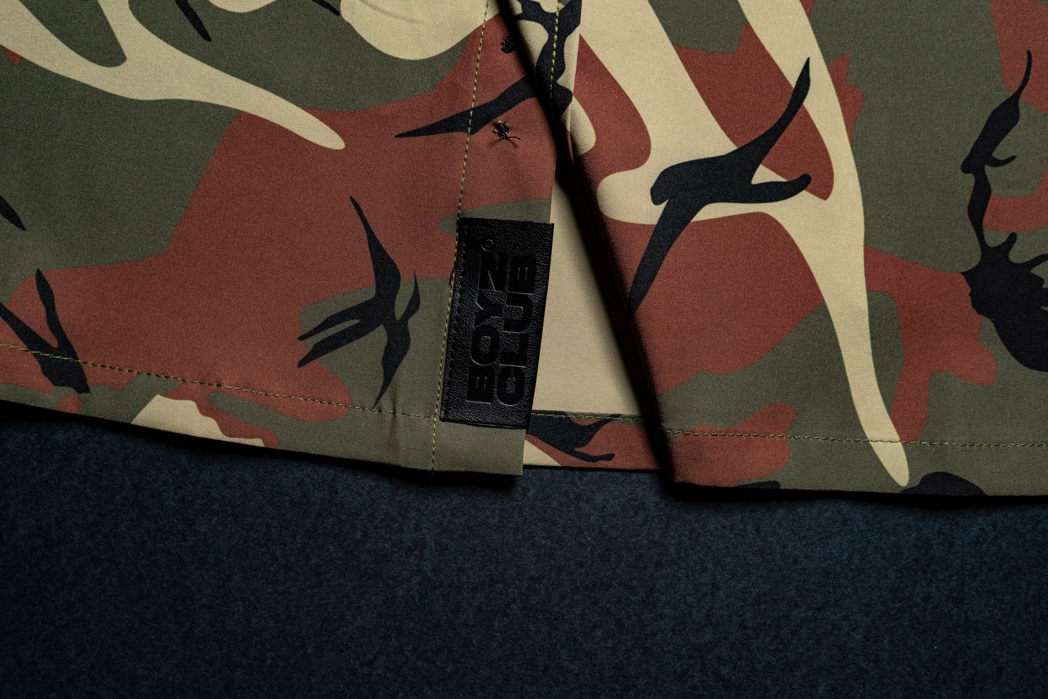 Tropic Thunder Button Down